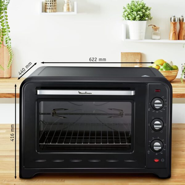 Préparez des plats délicieux rapidement et facilement avec le mini four Moulinex Optimo 60L. Une grande capacité pour nourrir toute la famille!